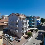 Residenza Aurora Del Mare