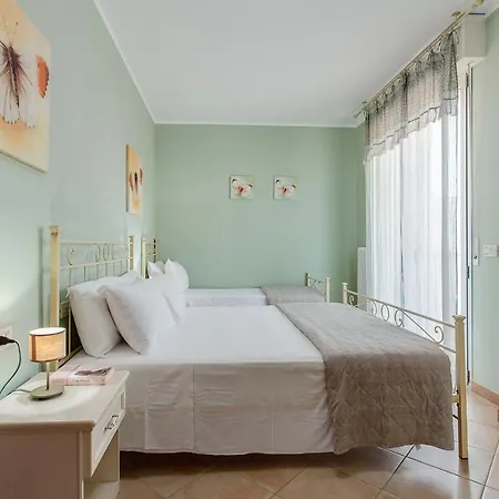 Residenza Aurora Del Mare * リミニ