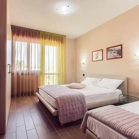 Residenza Aurora Del Mare *