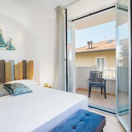 Residenza Aurora Del Mare アパートホテル *