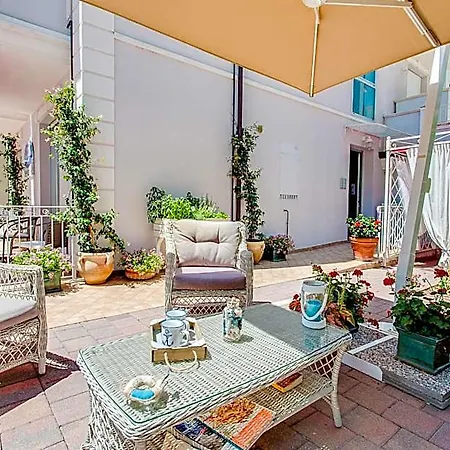 Residenza Aurora Del Mare *