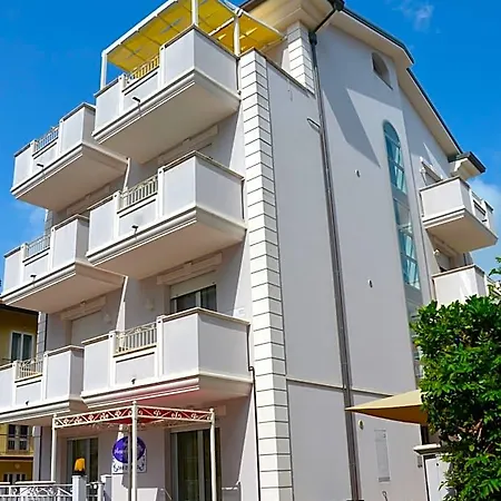 アパートホテル Residenza Aurora Del Mare
