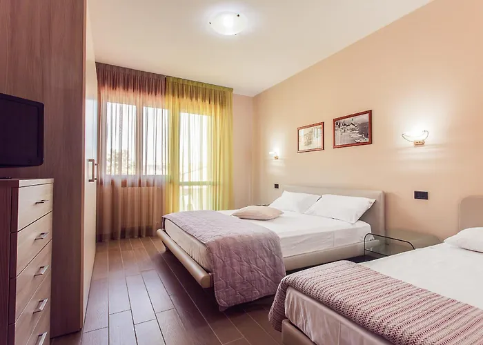 Residenza Aurora Del Mare *